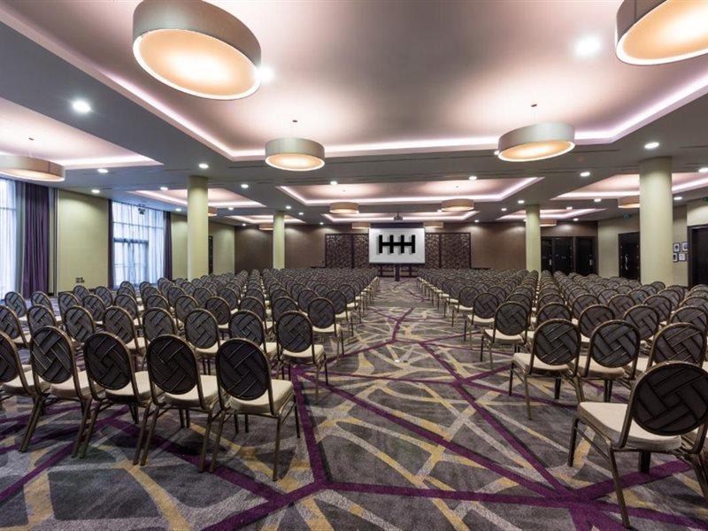 Heston Hyde Hotel Hounslow Extérieur photo