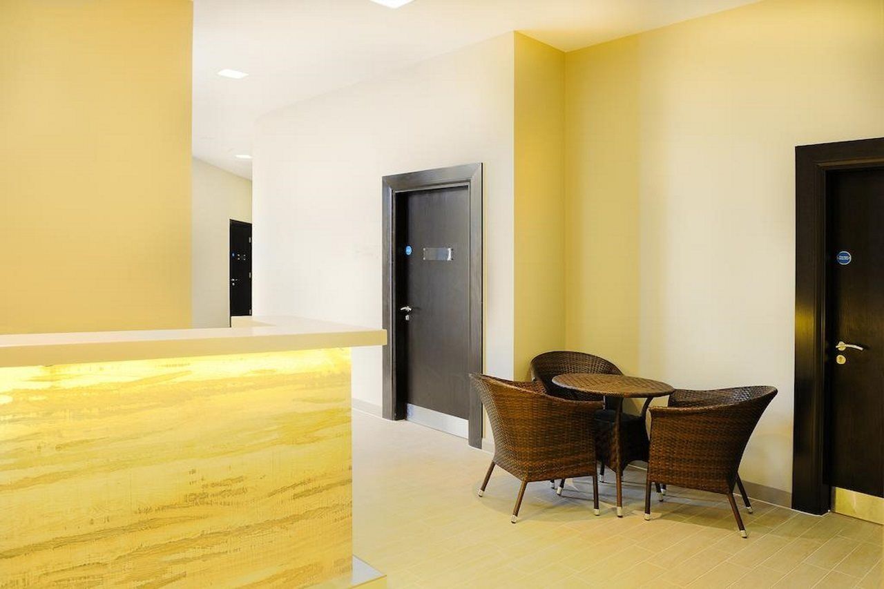 Heston Hyde Hotel Hounslow Extérieur photo