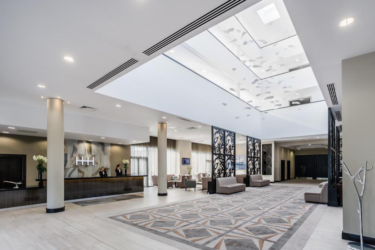 Heston Hyde Hotel Hounslow Extérieur photo